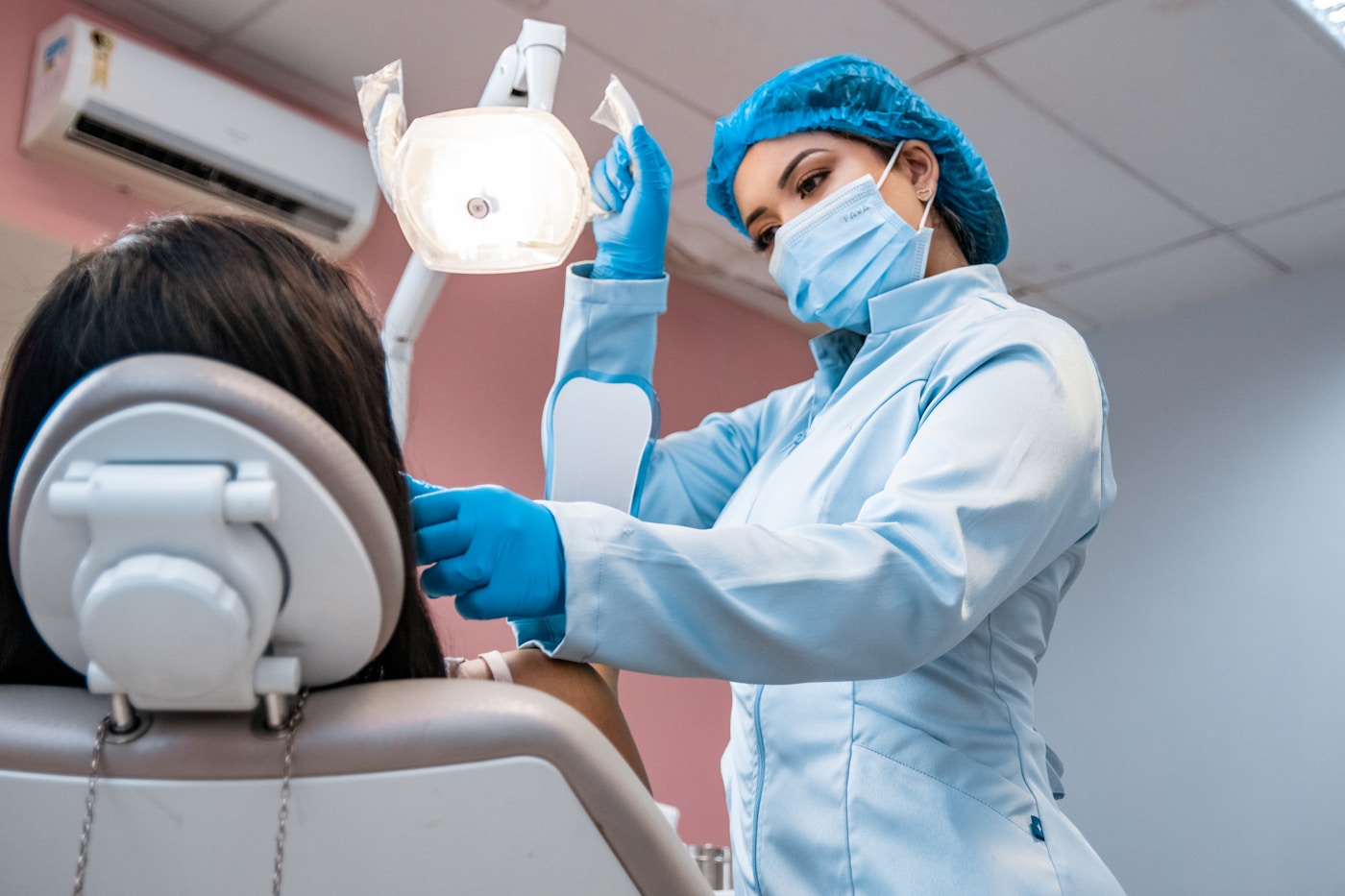 Clean, healthy smile after professional hygiene treatment