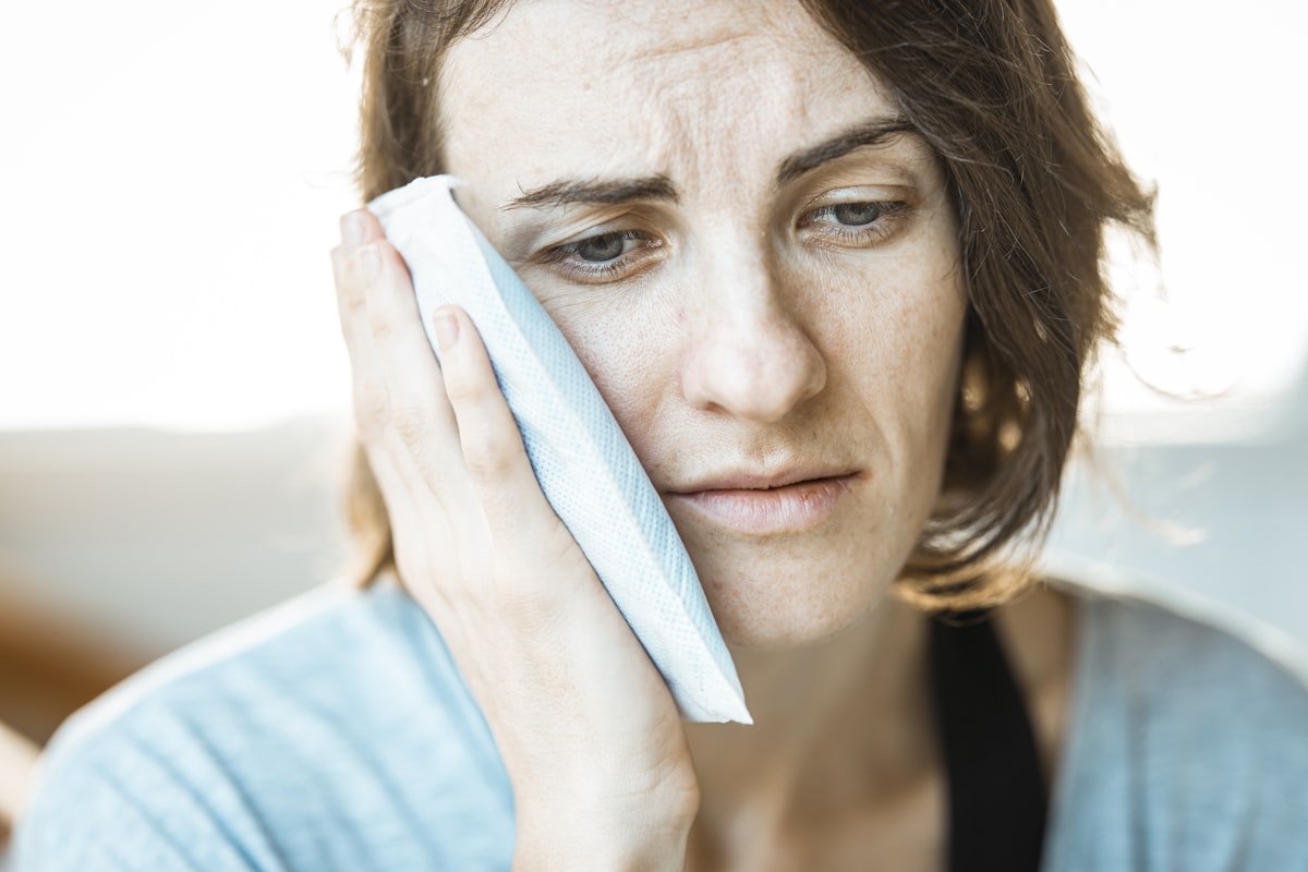 Specialist facial pain consultation