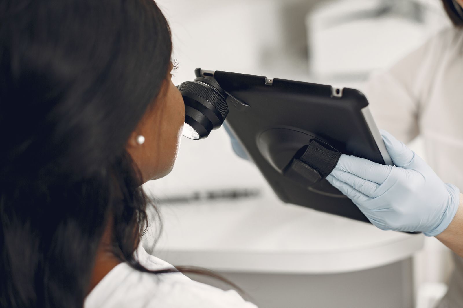 Specialist facial assessment